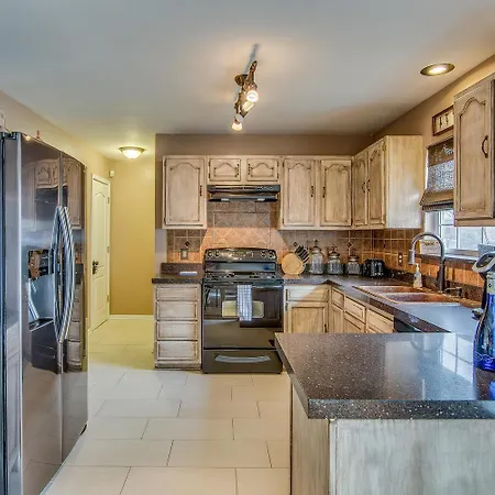 The Jackson Cottage By Stay Local Nashville